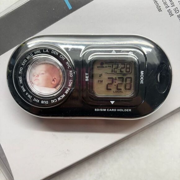 NWT Travel Photo Alarm Clock with Memory Card Storage Digital Display Black OS - Picture 1 of 3